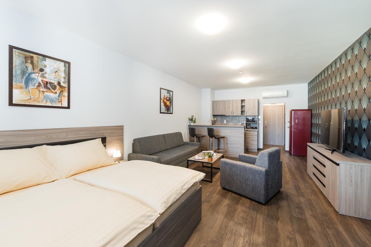 Barok Hotel And Apartments Bratislava Eksteriør billede